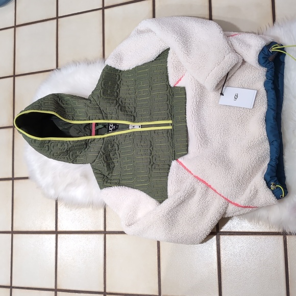 NWT UGG Iggy Sherpa Half Zip Pullover - Picture 5 of 16